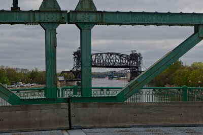 2019 Joliet bridge by Thomas (2) Single photo enhanced with easyHDR 3.14.1: DSC_0309.JPG