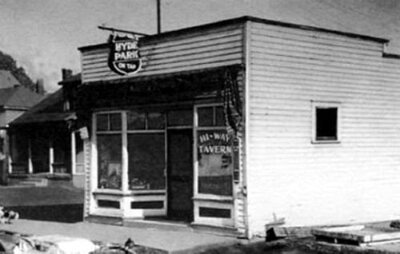 19xx Edwardsville - Hiway cafe and tavern