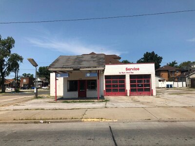2025 Granite City - old gas station on 2301 Madison Ave by Nick Pavia (2)