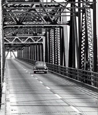 19xx Chain of Rocks bridge (11)