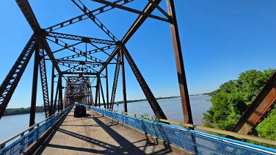 201 Chain of Rocks bridge (17)