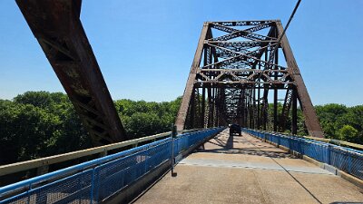 201 Chain of Rocks bridge (28)