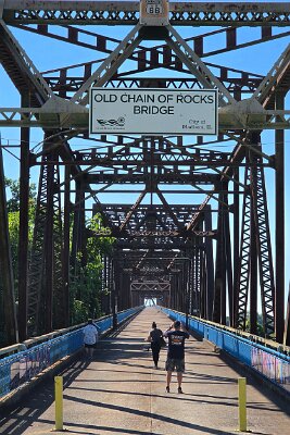 201 Chain of Rocks bridge (3)