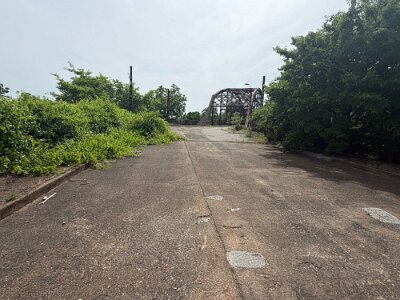 2026-05 St Louis - Old Route 66 MacArthur Bridge Eastern Approach Ramp by James McCray 4