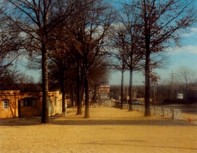 1987-12-29 Coral Court (2)