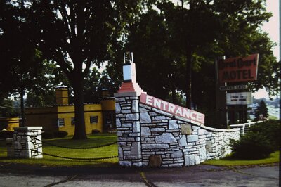 199x Cortal Court Motel (9)