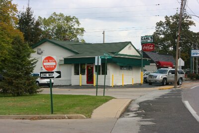 2026-05 Brentwood - Carl's diner by Alan Berning 1