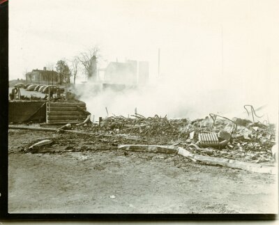 1948-02-25 Diamonds restaurant destroyed by fire 13