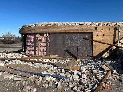 2025-03-15 Diamonds restaurant tornado damage by Joe Sonderman 3