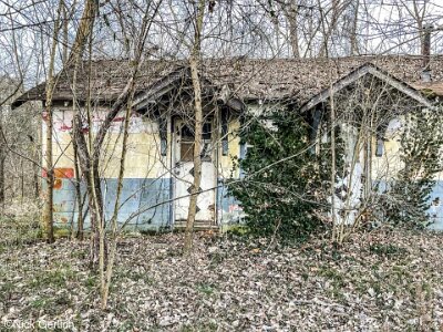 2020-12 Villa Ridge - unnamed motel 1