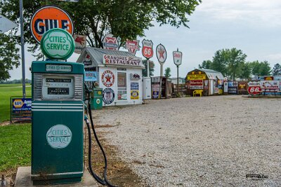 201x Bob's gasoline alley (23)