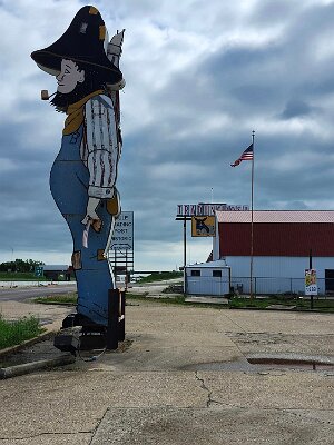 2024-05 Mule Trading Post by Tommy Danzer