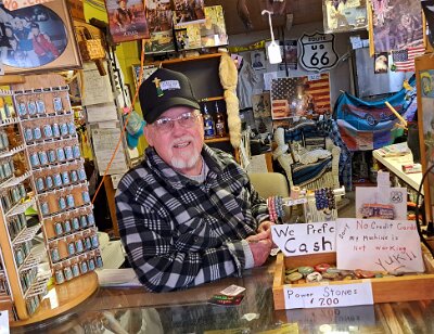 2022-12 - Rolla - Totempole trading post with Tim Jones by Jeremy Morris