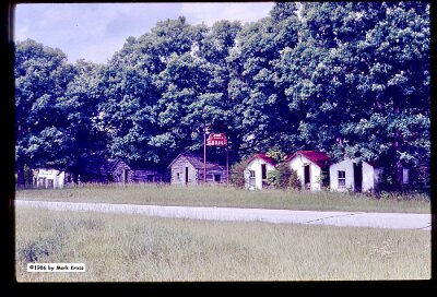 1986 John's modern cabins by Mark Kross