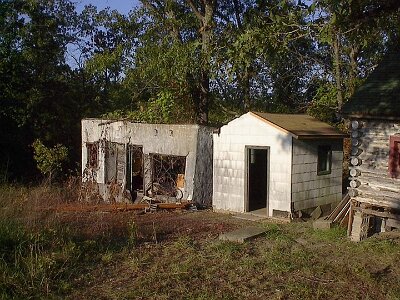 2002-09 John's Modern Cabins (6)