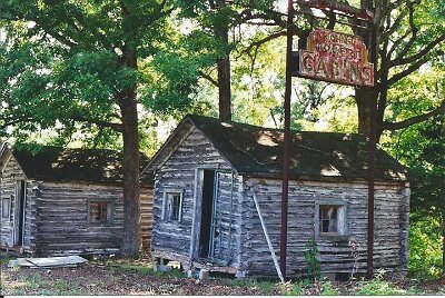 2003 John's Modern Cabins (2)