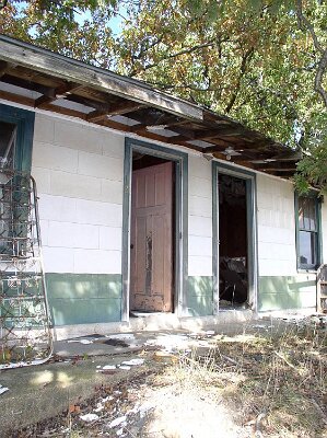 2011 Beacon motel near Arlington (3)