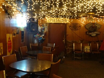 2015-04-05 Elbow Inn (5)