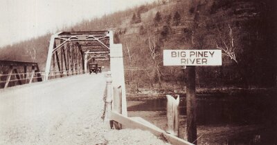 1923 Devils Elbow bridge