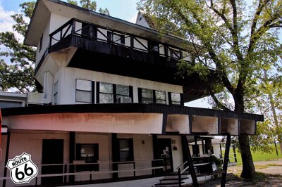 2019-07 St. Robert - Alpine Haus (6)