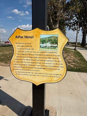 2025-10 St Robert - George M Reed roadside park by Hagen Hagensen (8)