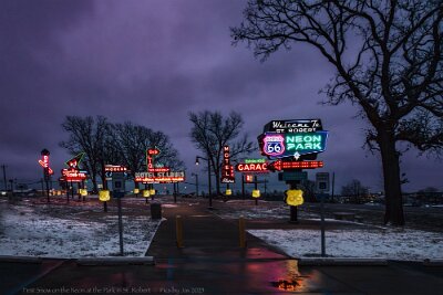 2025-11 St. Robert - Neon park by Jax Welborn 3