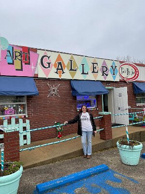 2022-04 Route66 community Art Gallery and Jax Welborn by Wolfgang Werz