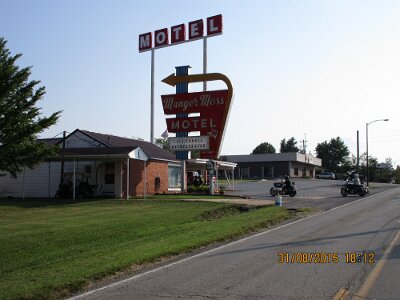 2015-08-31 Munger Moss