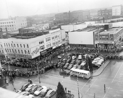 1951 Springfield - Yule parade