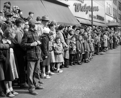 1952 Springfield mo - Christmas Parade 3