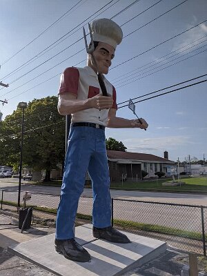 2020-05 Springfield MO - Foodtruck park 2