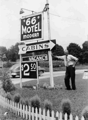 19xx Springfield mo - 66 Motel 2
