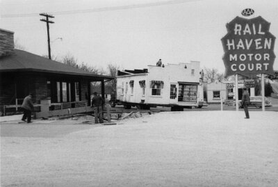 19xx Springfield MO - Railhaven Cottage Cabins (now the Rail Haven Motel) 2