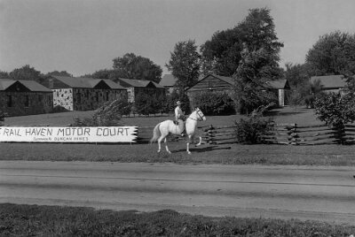 19xx Springfield MO - Railhaven Cottage Cabins (now the Rail Haven Motel)6