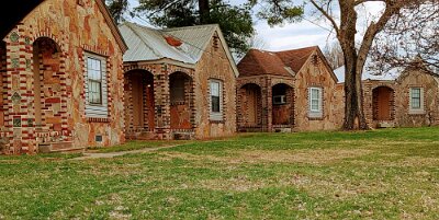 2022-04 Springfield MO - Rancho Court on Kearney street by Dave Walden (6)