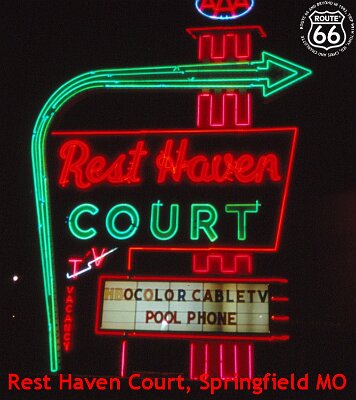1993-09 Springfield MO - Rest Haven court by Sjef van Eijk