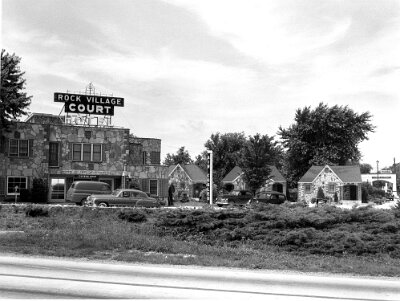 19xx Springfield MO - Rock VIllage Court 2