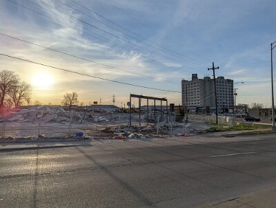 Springfield - Rock village Court by Dave Walden