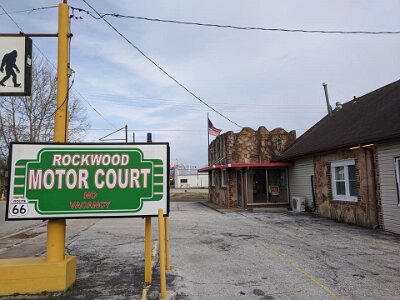 2020-05 Springfield MO - Rockwood motor court 10