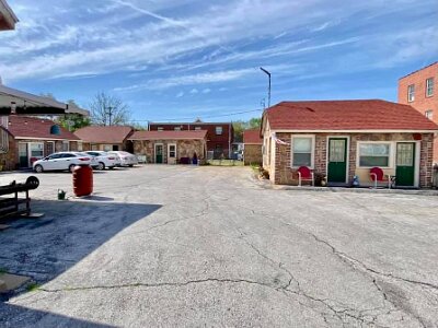 2021 Springfield MO - Rockwood motor court (4)