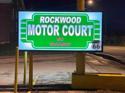 2021-10 Springfield MO - Rockwood motorcourt 10