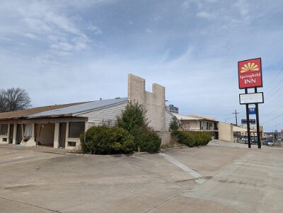 2022-04 Springfield MO - Springfield Inn by Dave Walden 1
