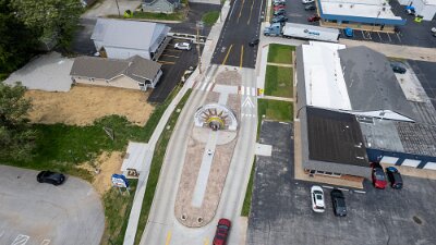 2026-05 Springfield mo - Queensgate monument 2