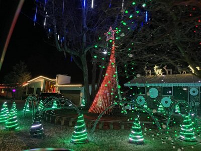 2022-12 Springfield mo - Christmas lights (1)