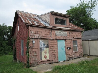 2024 Springfield mo - Springfield Transport Service building by Randy Marco
