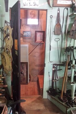 2014-08-26 Whitehall Mercantile (3)