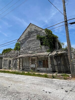 2023-05 Avilla - Odd Fellows Lodge by Don Lancaster