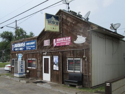 2025 Aviilla - Bernie's Bar by Randy Marco