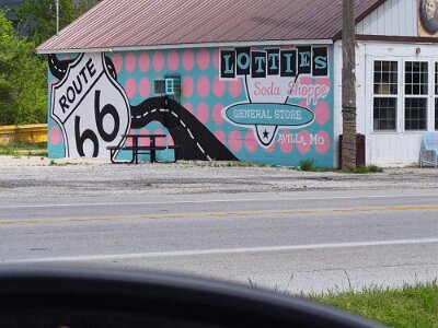 2026-04 Avilla - Lotti's Soda shoppe by Lizel Burger
