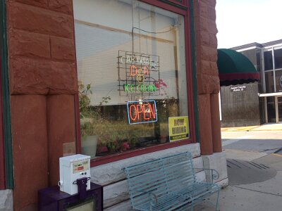 2015-09-01 Carthage Deli and icecream (8)
